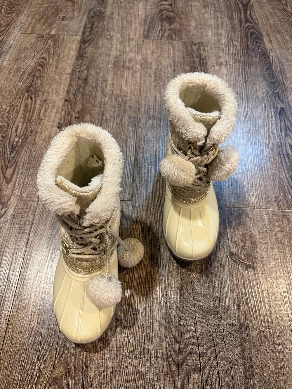 Mudd Cream Kids Pom-Pom Snow Boots